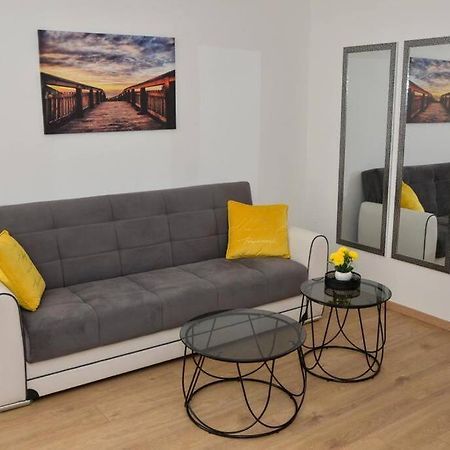 Apartment Longin Задар Екстер'єр фото